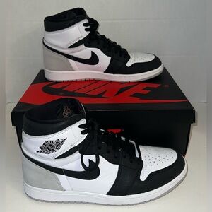 NIKE AIR JORDAN 1 RETRO HIGH OG MENS 11 WHITEBLEACHED CORAL BLACK Pre-owned